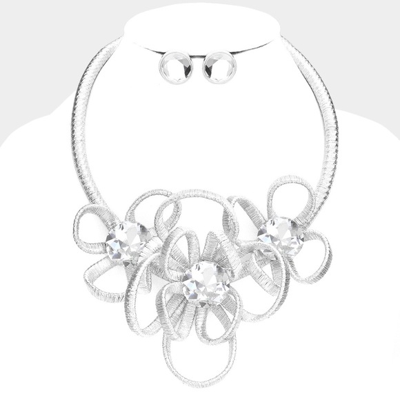 Necklace Set - Picture 1 of 3